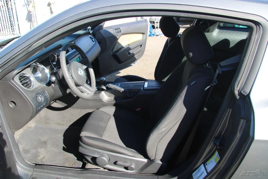 2012 Ford S197 Mustang - Image 12 of 21