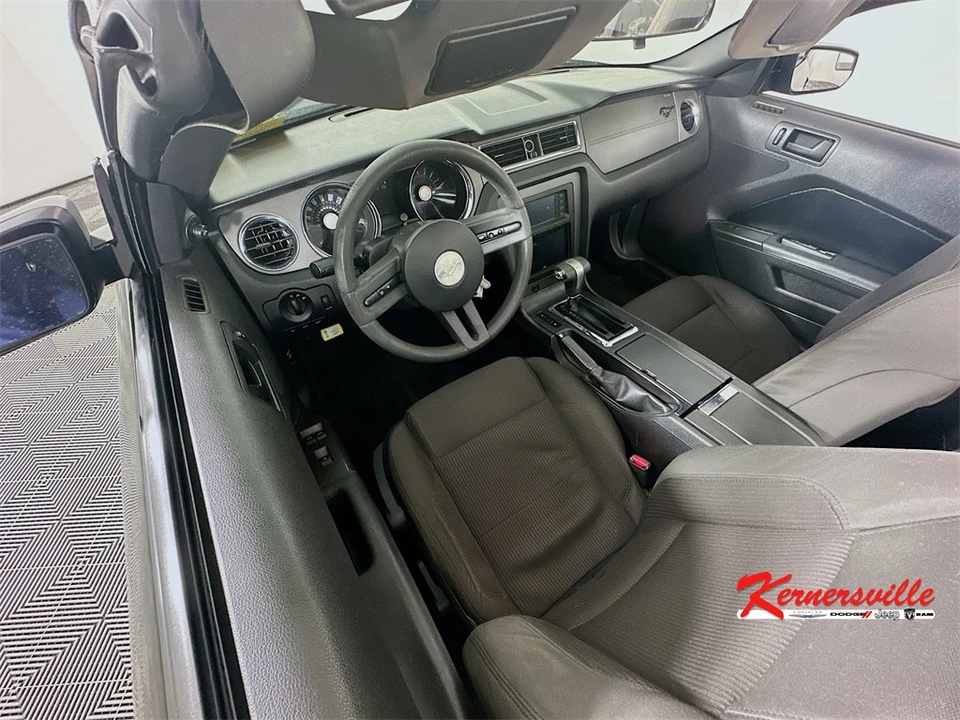 2012 Ford S197 Mustang - Image 9 of 21