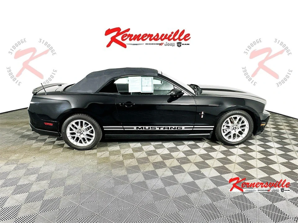 2012 Ford S197 Mustang - Image 8 of 21