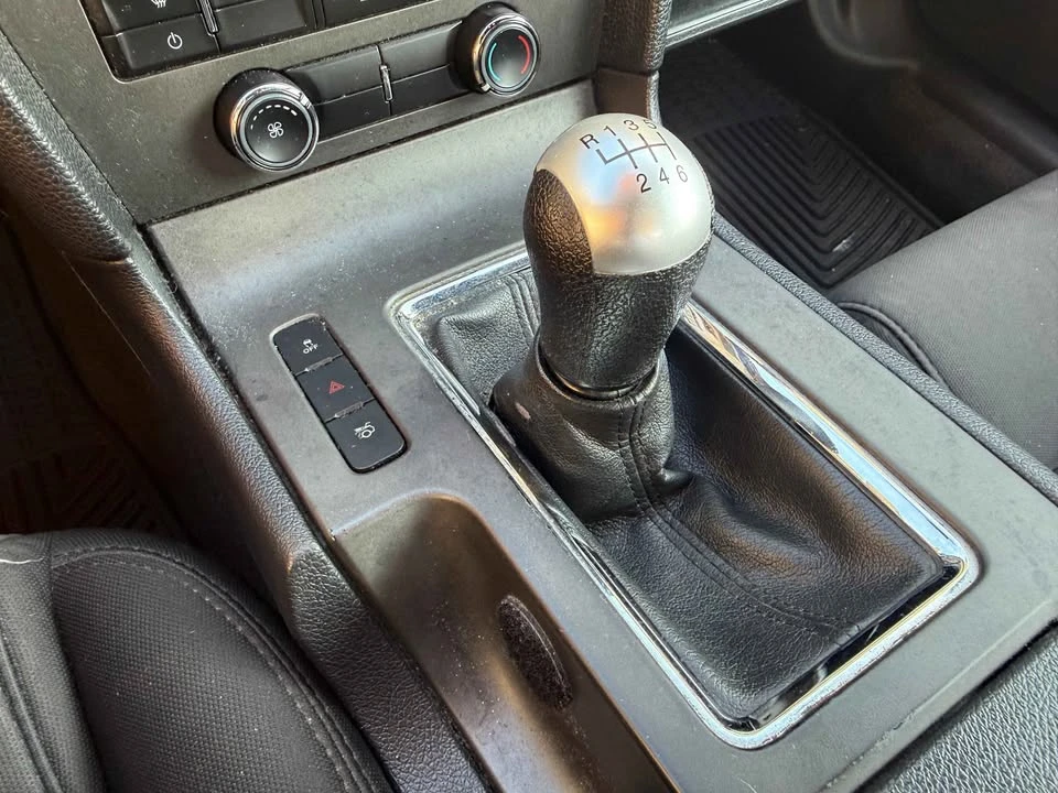 2012 Ford S197 Mustang - Image 13 of 18