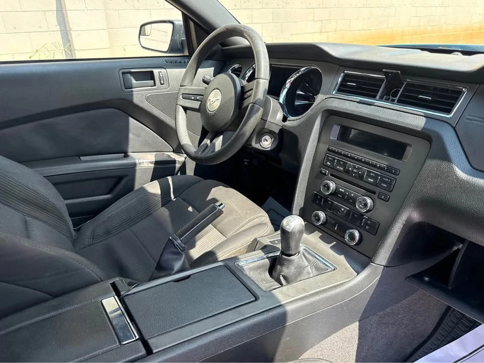 2012 Ford S197 Mustang - Image 12 of 19
