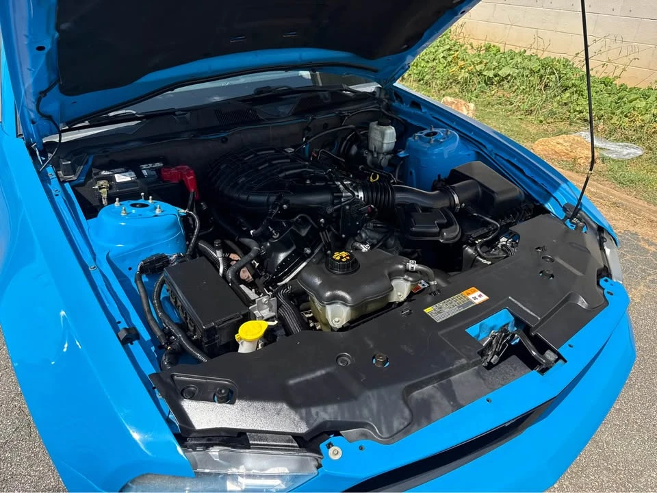 2012 Ford S197 Mustang - Image 13 of 19