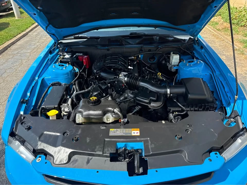 2012 Ford S197 Mustang - Image 15 of 19