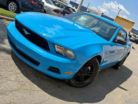 2012 Ford Mustang V6 2dr Fastback