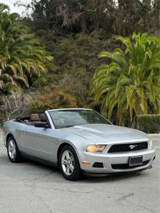 2012 Ford S197 Mustang - Image 3 of 9