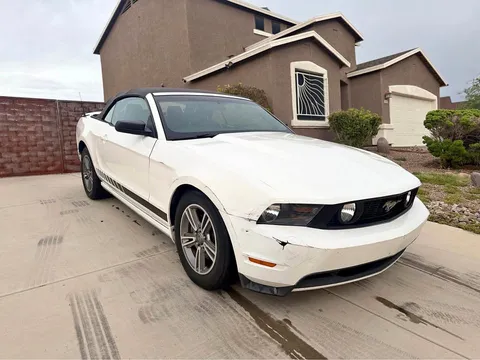 2012 Ford Mustang V6 Convertible 2D