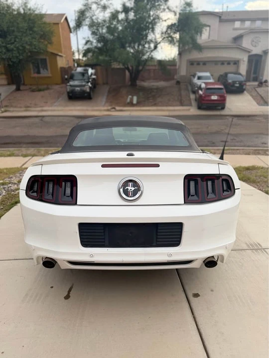2012 Ford S197 Mustang - Image 6 of 11
