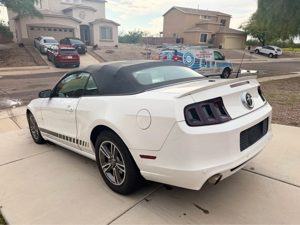 2012 Ford S197 Mustang - Image 4 of 11