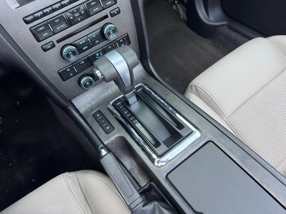 2012 Ford S197 Mustang - Image 11 of 20