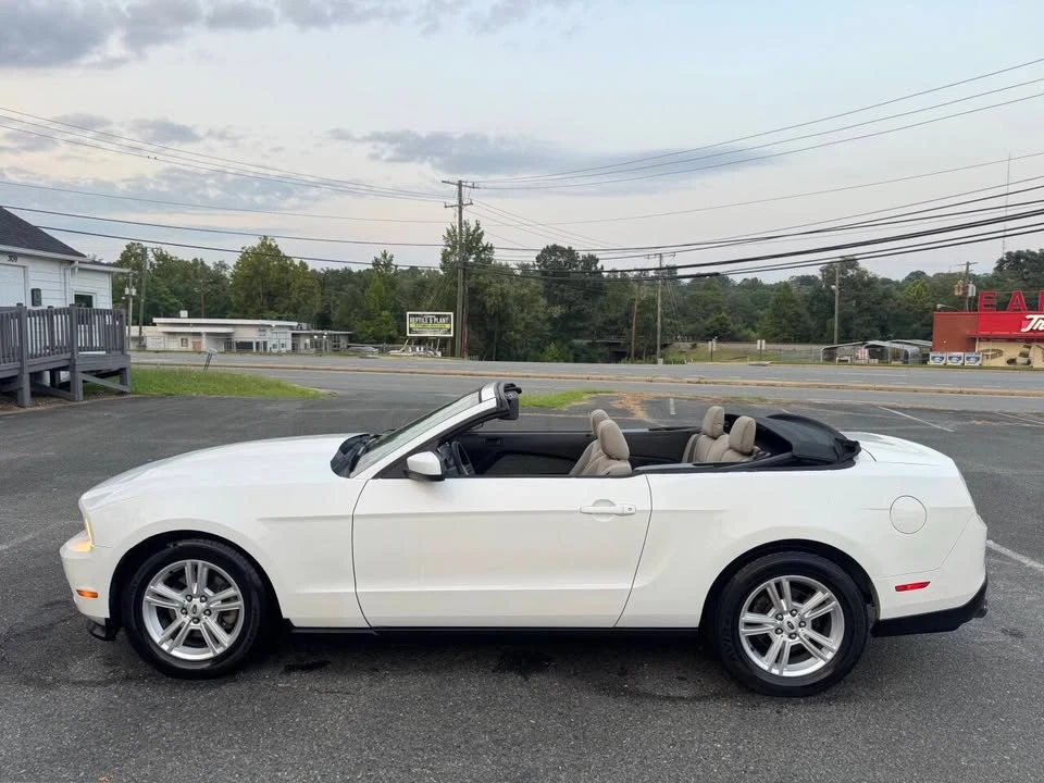 2012 Ford S197 Mustang - Image 6 of 20