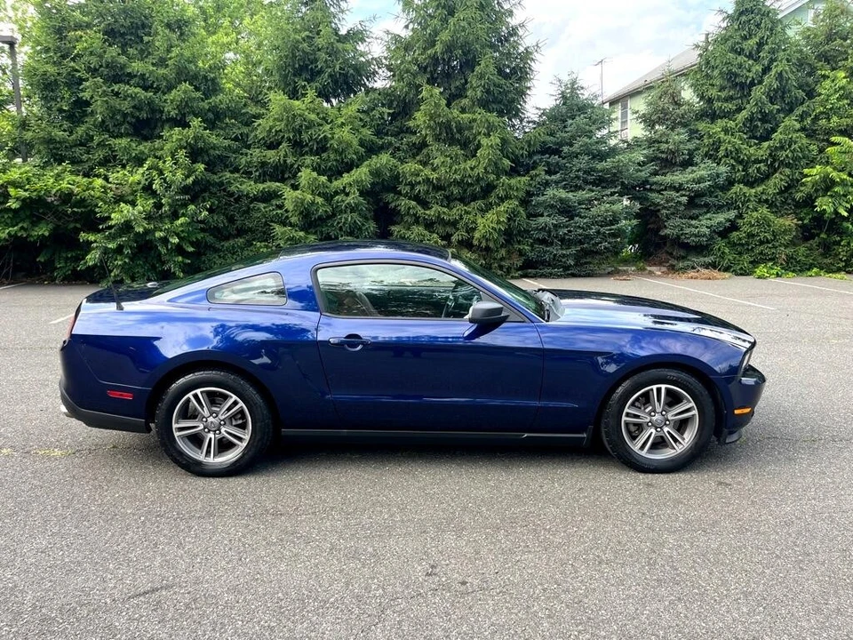 2012 Ford S197 Mustang - Image 2 of 12