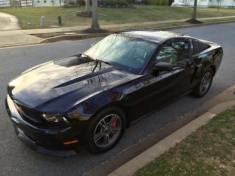 2012 Ford Mustang V6 Coupe