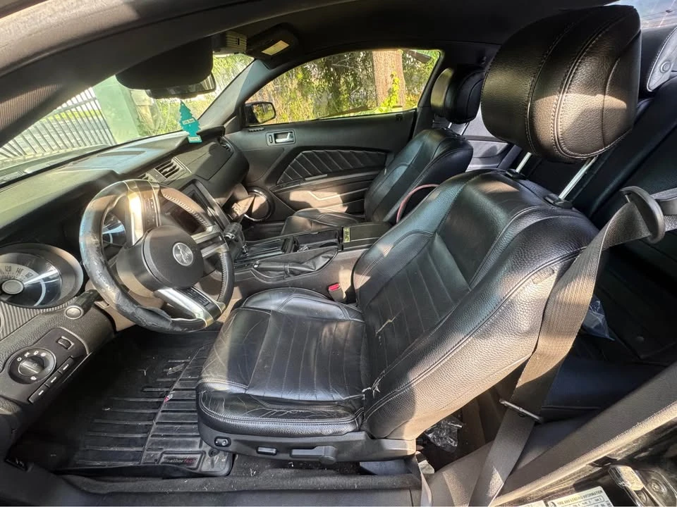 2012 Ford S197 Mustang - Image 3 of 4