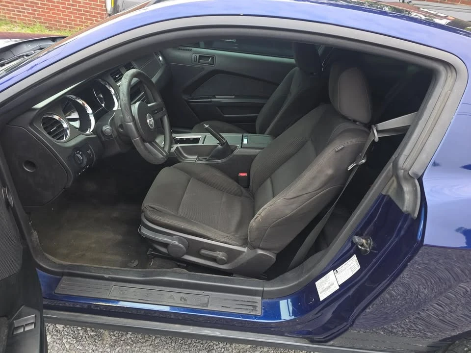 2012 Ford S197 Mustang - Image 5 of 10
