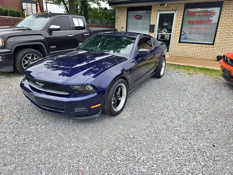 2012 Ford Mustang V6 Coupe 2D