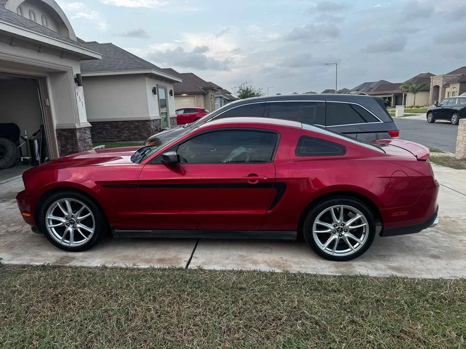 2012 Ford S197 Mustang - Image 7 of 14