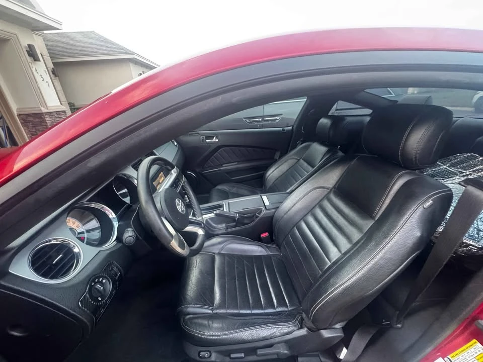 2012 Ford S197 Mustang - Image 11 of 14