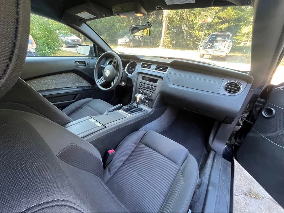 2012 Ford S197 Mustang - Image 9 of 11