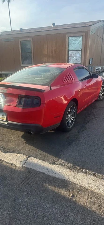 2012 Ford S197 Mustang - Image 2 of 2