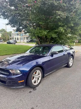 2012 Ford Mustang V6 Coupe 2D