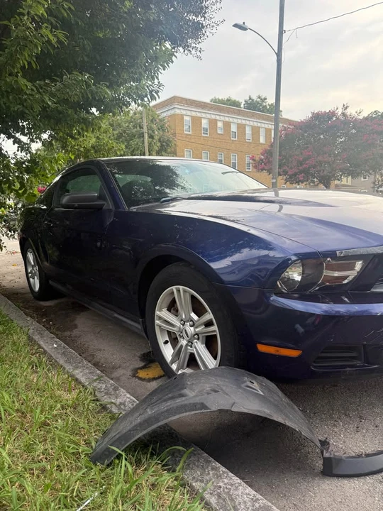 2012 Ford S197 Mustang - Image 3 of 6