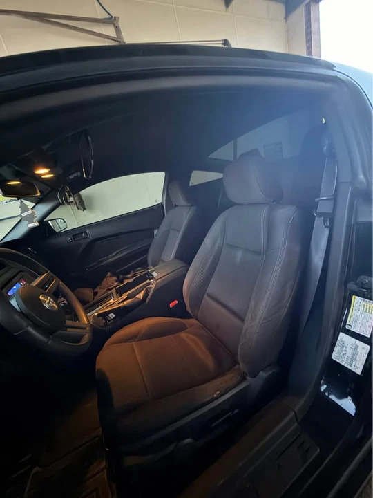 2012 Ford S197 Mustang - Image 8 of 11