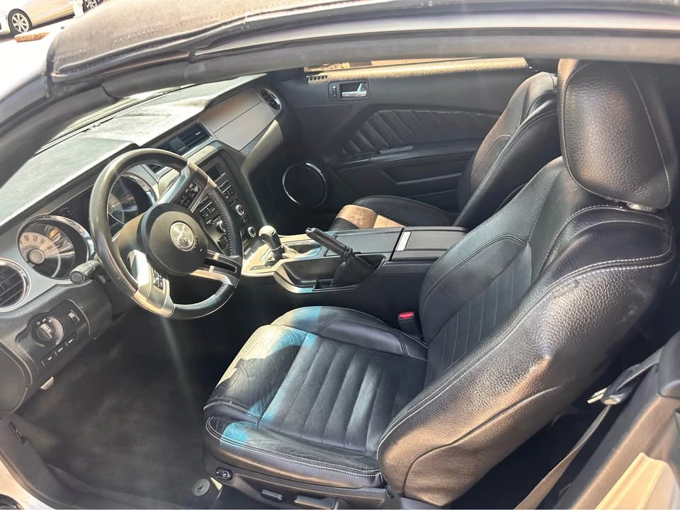 2012 Ford S197 Mustang - Image 8 of 13