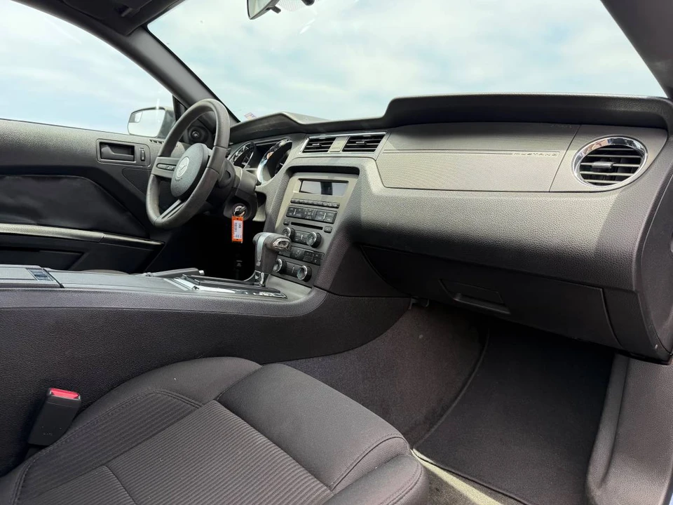 2012 Ford S197 Mustang - Image 13 of 16