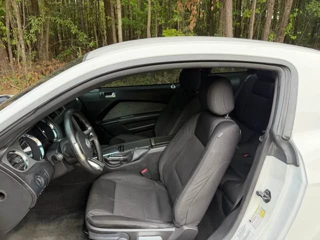 2012 Ford S197 Mustang - Image 5 of 8