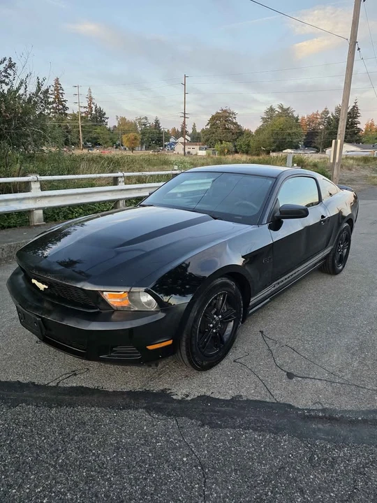 2012 Ford S197 Mustang - Image 2 of 11
