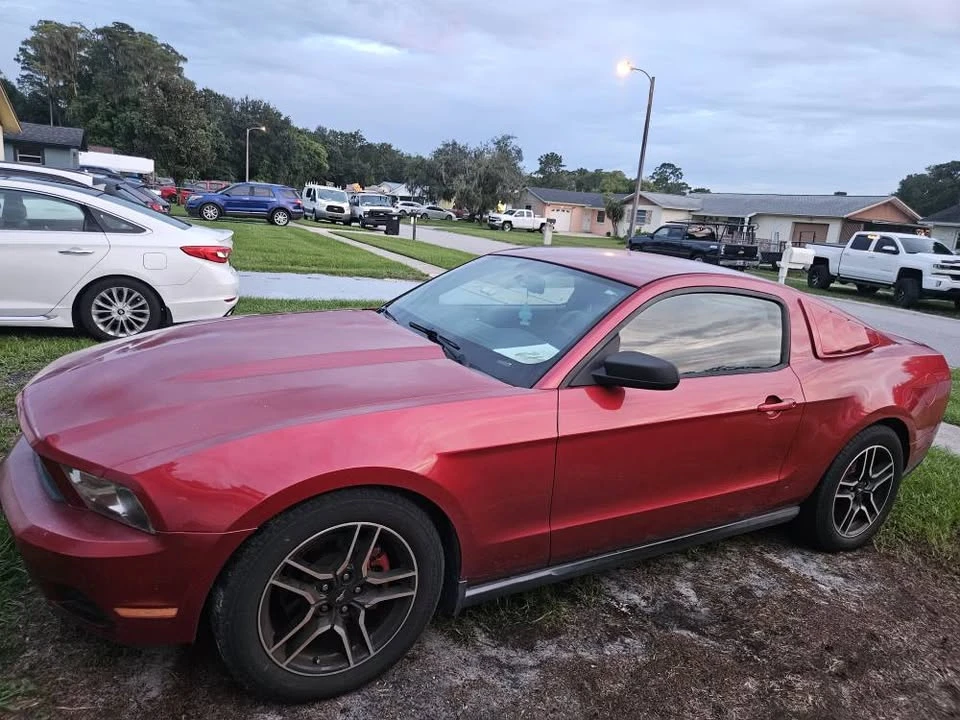 2012 Ford S197 Mustang - Image 2 of 7