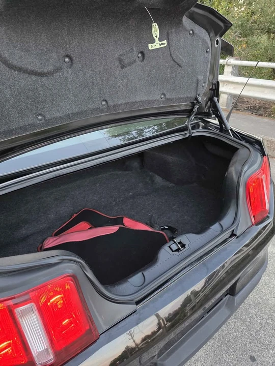 2012 Ford S197 Mustang - Image 10 of 11