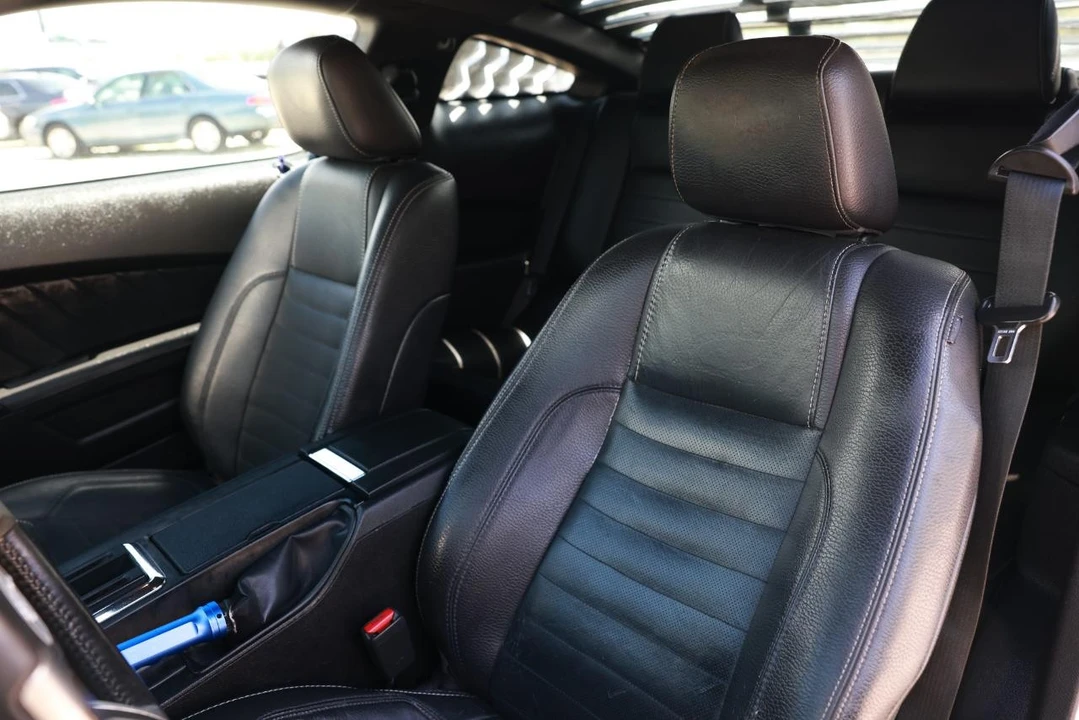 2012 Ford S197 Mustang - Image 6 of 31