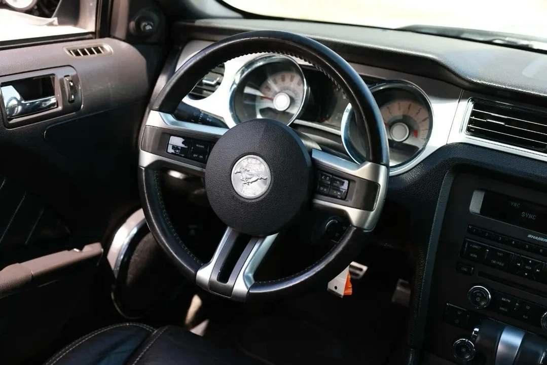 2012 Ford S197 Mustang - Image 26 of 31