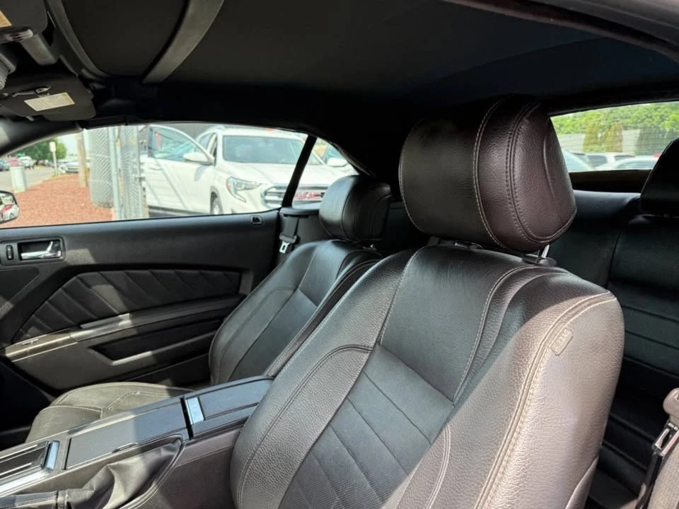 2012 Ford S197 Mustang - Image 13 of 20