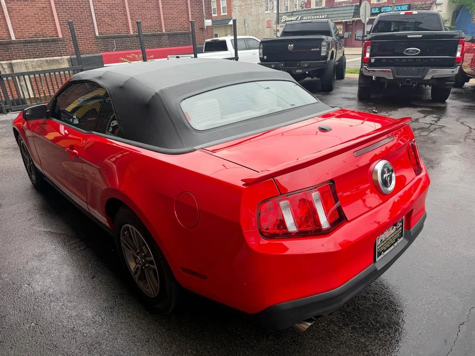 2012 Ford S197 Mustang - Image 9 of 31