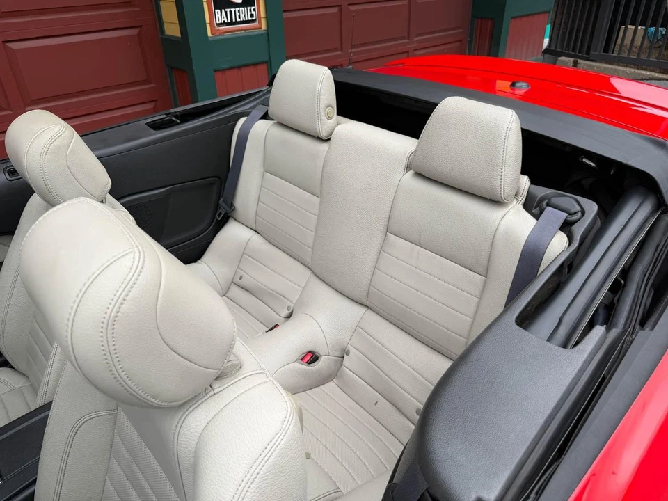 2012 Ford S197 Mustang - Image 21 of 31