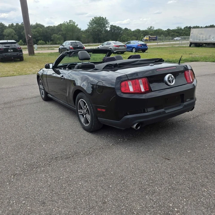 2012 Ford S197 Mustang - Image 5 of 9