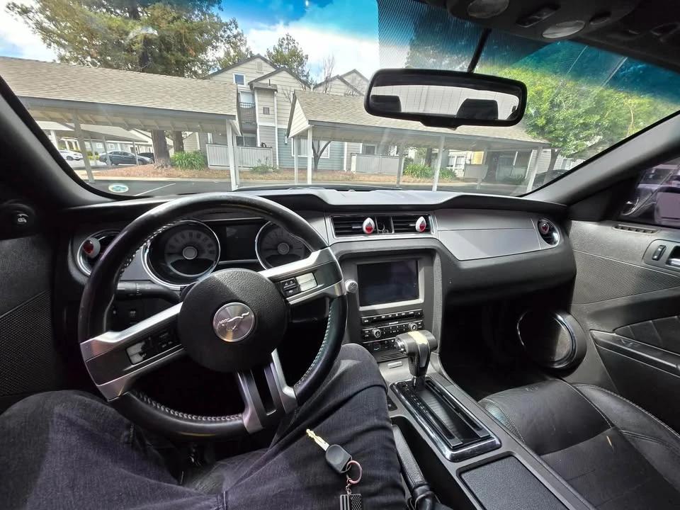 2012 Ford S197 Mustang - Image 8 of 11