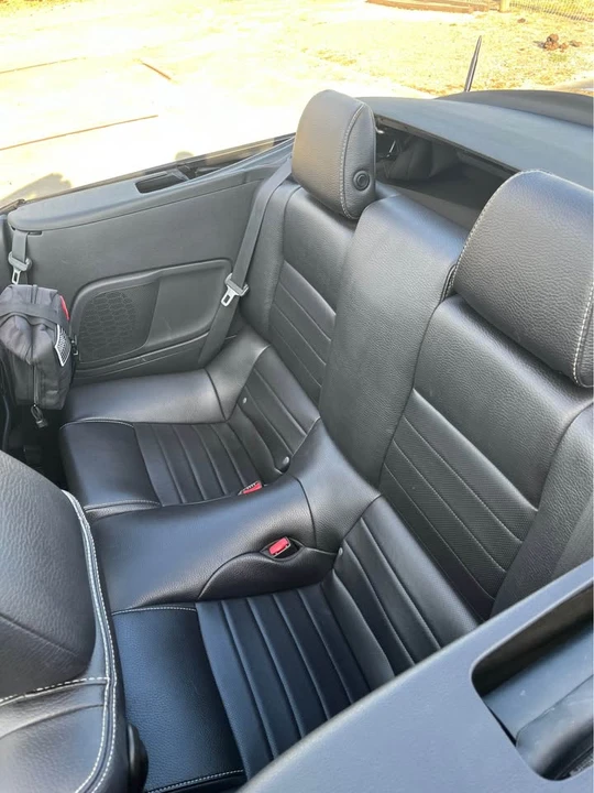 2012 Ford S197 Mustang - Image 8 of 11