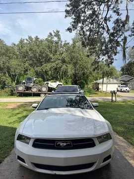 2012 Ford Mustang V6 Premium Convertible 2D