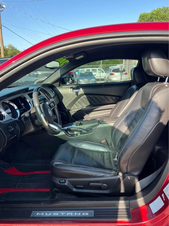 2012 Ford S197 Mustang - Image 11 of 20