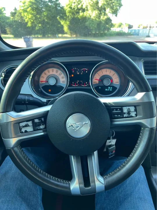 2012 Ford S197 Mustang - Image 13 of 20