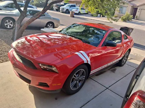 2012 Ford Mustang V6 Premium Coupe 2D