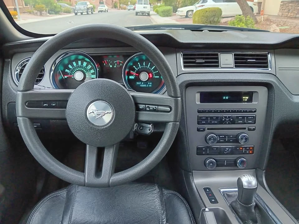 2012 Ford S197 Mustang - Image 13 of 18