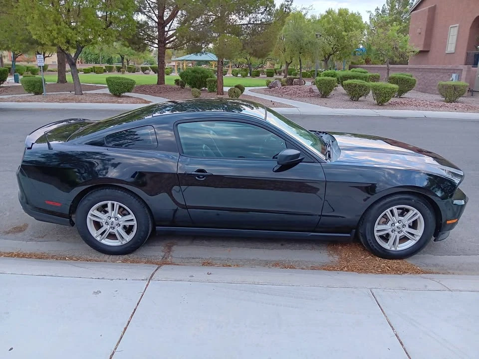 2012 Ford S197 Mustang - Image 6 of 18