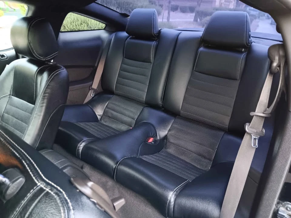 2012 Ford S197 Mustang - Image 10 of 18