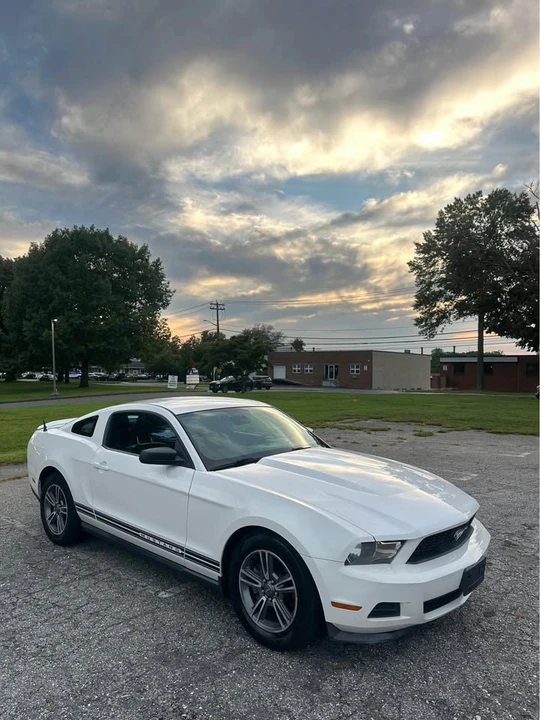 2012 Ford S197 Mustang - Image 3 of 10