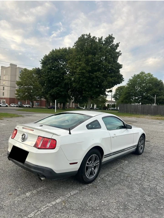 2012 Ford S197 Mustang - Image 7 of 10