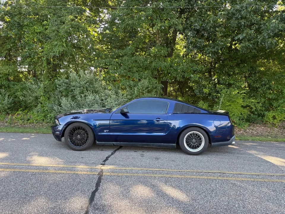2012 Ford S197 Mustang - Image 2 of 16